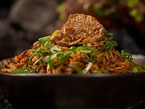 Yakimeshi De Lomo