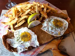 Milanesa a caballo Super