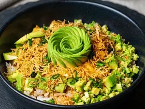 Poke furai vegetariana