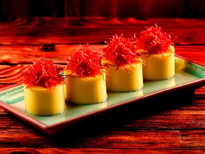 Tamago roll