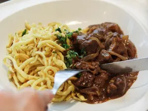 Goulash Con Spaetzle