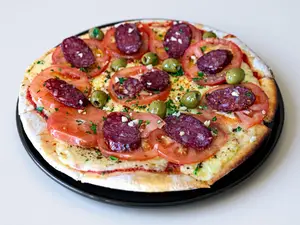 Pizza Napolitana con Longaniza