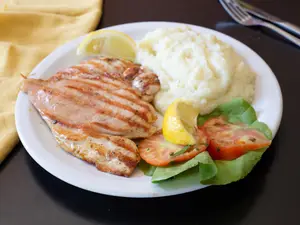 Pollo grillé