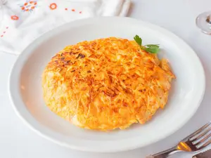 Tortilla de papa y cebolla
