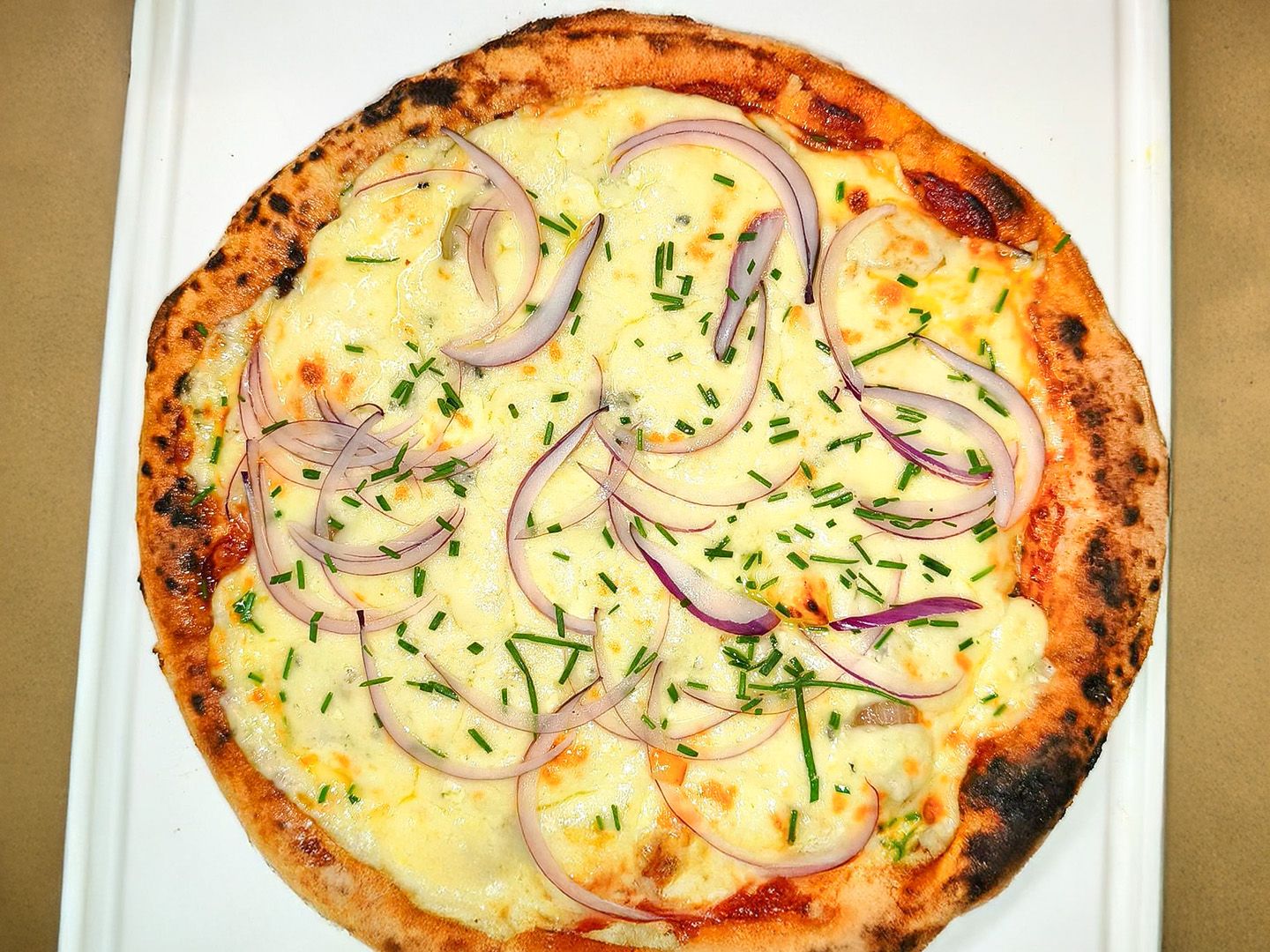 Portada de Junos Pizzas Masa Madre