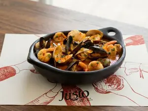 Paella a la valenciana