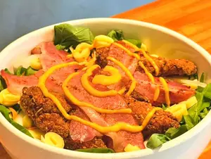 Ensalada de pollo crispy