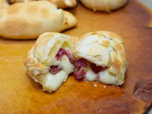 Empanada calabresa