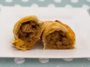 Empanada De Carne Cortada A Cuchil