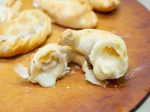 Empanada de jamón y palmitos