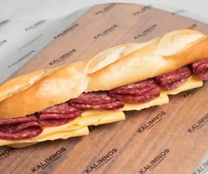 Salame tipo italiano y queso
