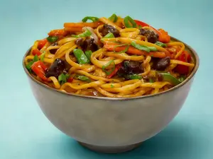 Chao mien saltados con carne