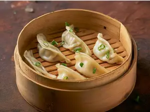 Dumpling de pollo fritos