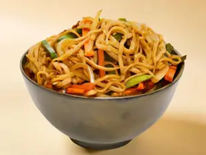 Mi fen saltado con verduras