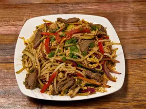 Chao mein de lomo
