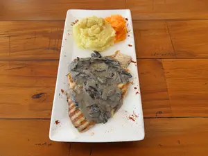 Pechuga al funghi