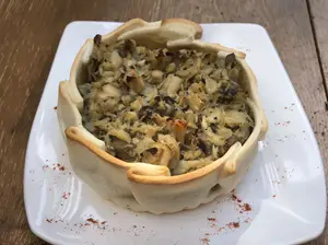Tarta de pollo y champignones