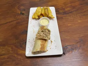Wrap tostado pollo y champi