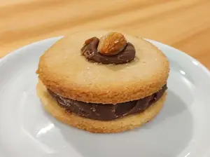 Alfajor de almendra x 1