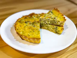 Tarta indiv. brócoli y queso