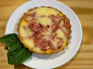 Tarta indiv. de jamón y muzza