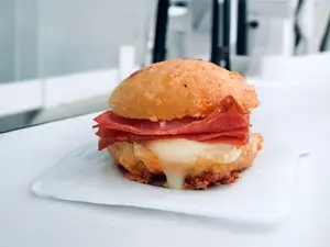 Chipa relleno