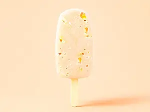 Paleta de ferrero rocher keto