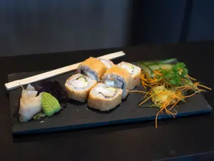 Ebi fried roll