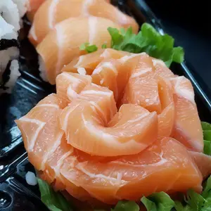 Sashimi de salmón