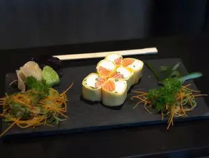 Tamago roll