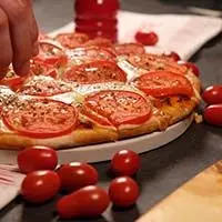 Pizza Napolitana Grande