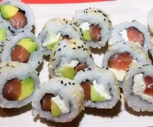 Samurai salmón x 15 piezas