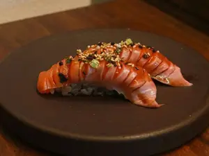 Trucha, manteca japonesa y tajin x2