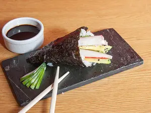 Temaki de kanikama
