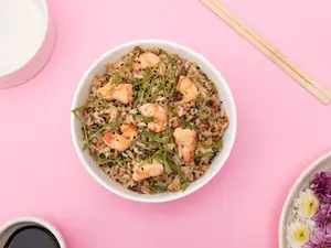 Wok de langostinos