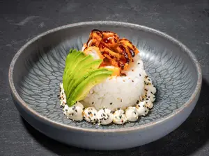 Poke bowl clásico lango furai (450g)