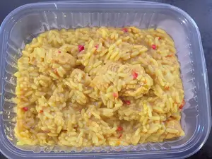 Arroz al curry con pollo