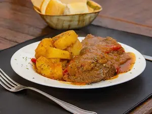 Bife a la criolla