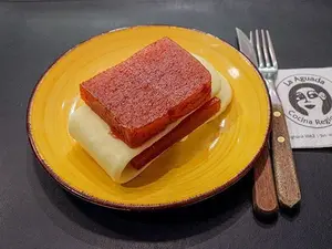Quesillo vigilante