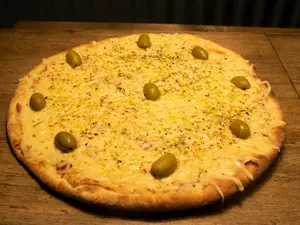 Pizza chica provolone