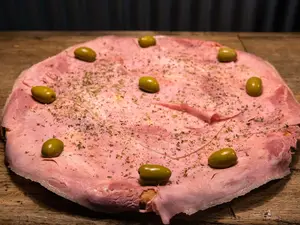Pizza con jamón
