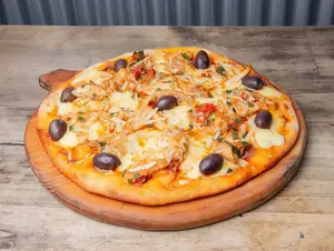 Pizza con pollo
