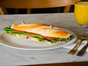 Sándwich Milanesa De Carne