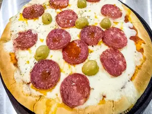 Pizza de calabresa