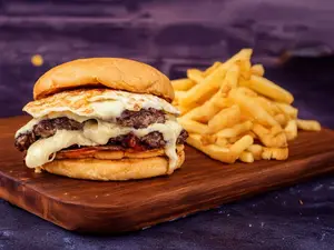 BRAVA BURGER