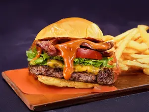 TASTY BACON HOMENAJE