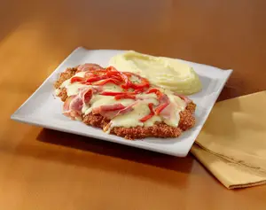 Milanesa con jamón y morrones