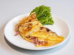 Omelette de jamón y queso