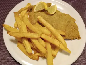 Milanesa Carne Con Fritas Menú