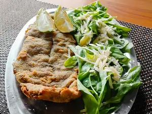 Milanesa de entraña con ru y c